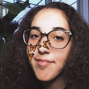 Meet your Posher, Alessia